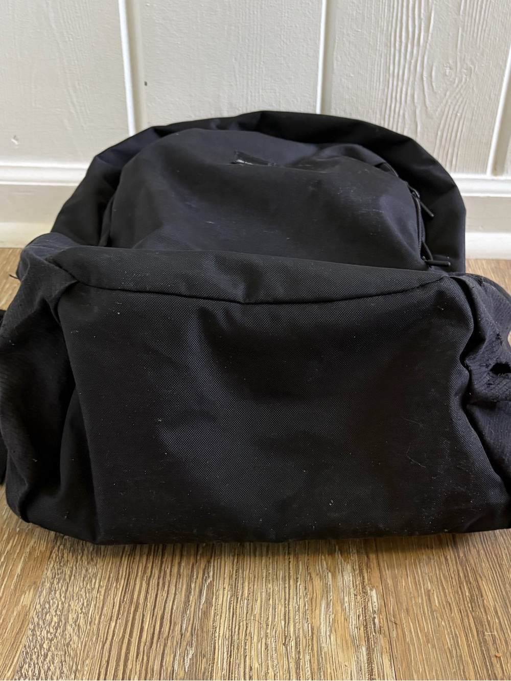 Lululemon LiftOS Commuter Backpack Black 20L | Travel Work Gym Bag - Picture 12 of 15